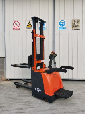 Onen 500мм Stand-on Jiangmen Guangdong Battery Forklift Stand on Drive Stacker